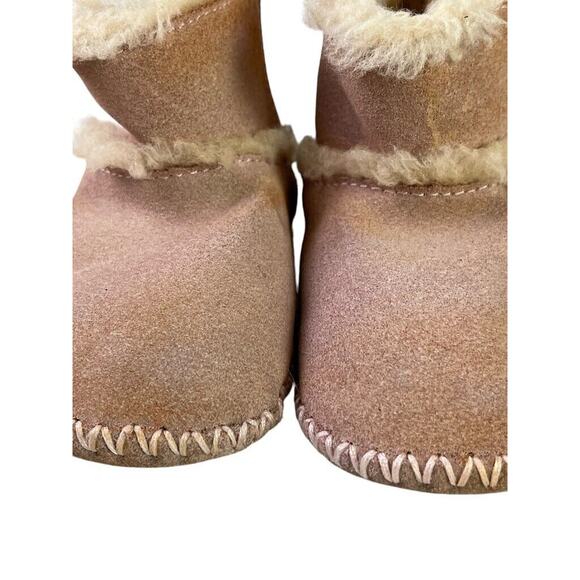Ugg Lemmy 1012146I Baby Girl Pink Moccasisn Shearling Lined Suede Boots 4 / 5 - Picture 7 of 16